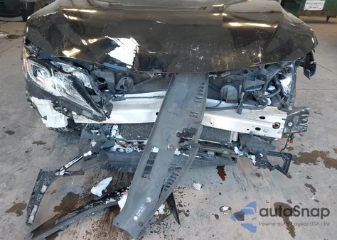 2021 Toyota Camry Le z USA, uszkodzony, nr VIN 4T1C11AK7MU560933